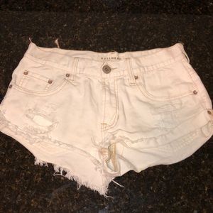 Bullhead White Slouchy Shorts
